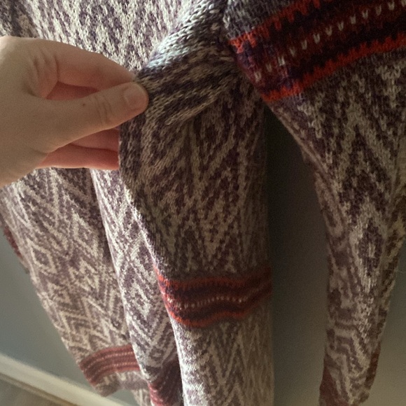 Ruby Moon Tribal Print Sweater - Picture 5 of 5